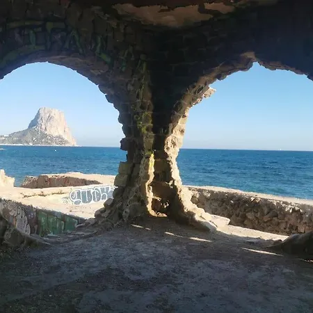 Deanna Magnifique Vue Situe A 1,5 Km De La Villa Calp