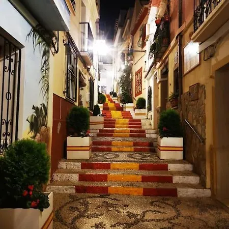 Villa Deanna Magnifique Vue Situe A 1,5 Km De La